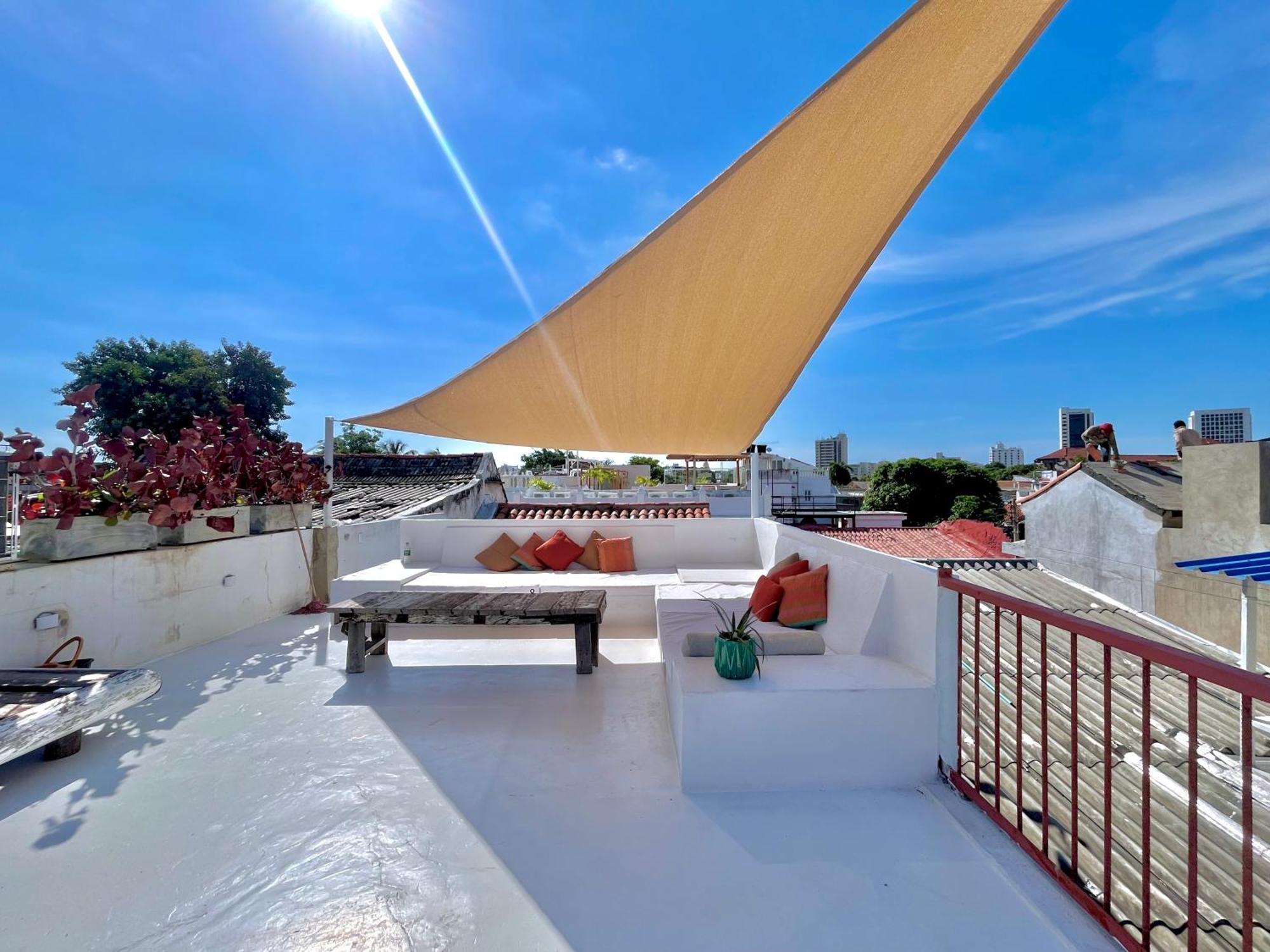 By Calamari Homes - Casa Aura Victoria Walled * Cartagena